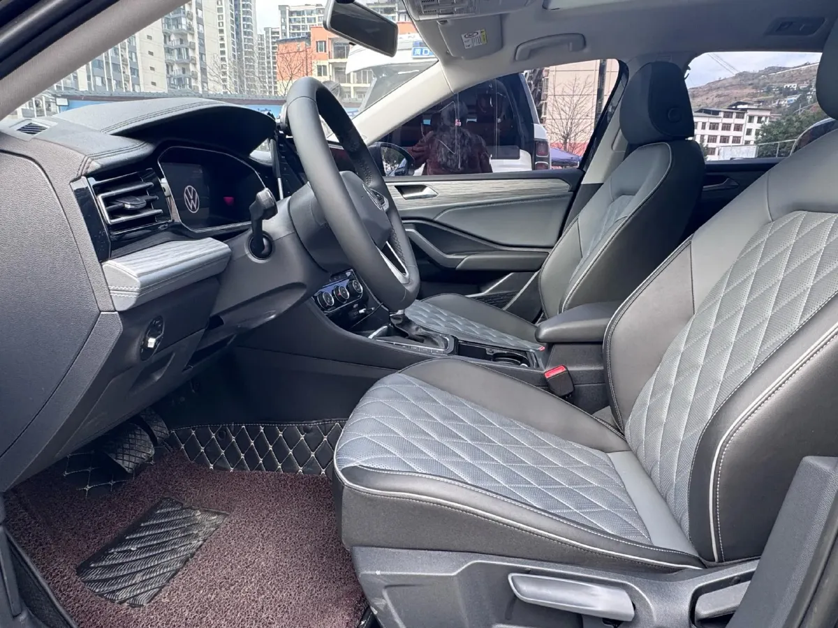 2025 Volkswagen Sagitar 1.5T 160HP L4 7DCT,autocango,china used car exporter,china ev exporter,chinese used car exporter,chinese used ev exporter