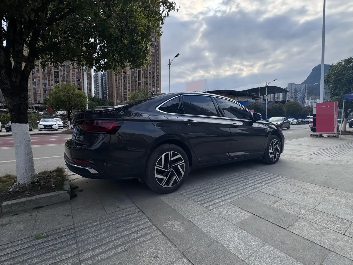 2025 Volkswagen Sagitar 1.5T 160HP L4 7DCT,autocango,china used car exporter,china ev exporter,chinese used car exporter,chinese used ev exporter