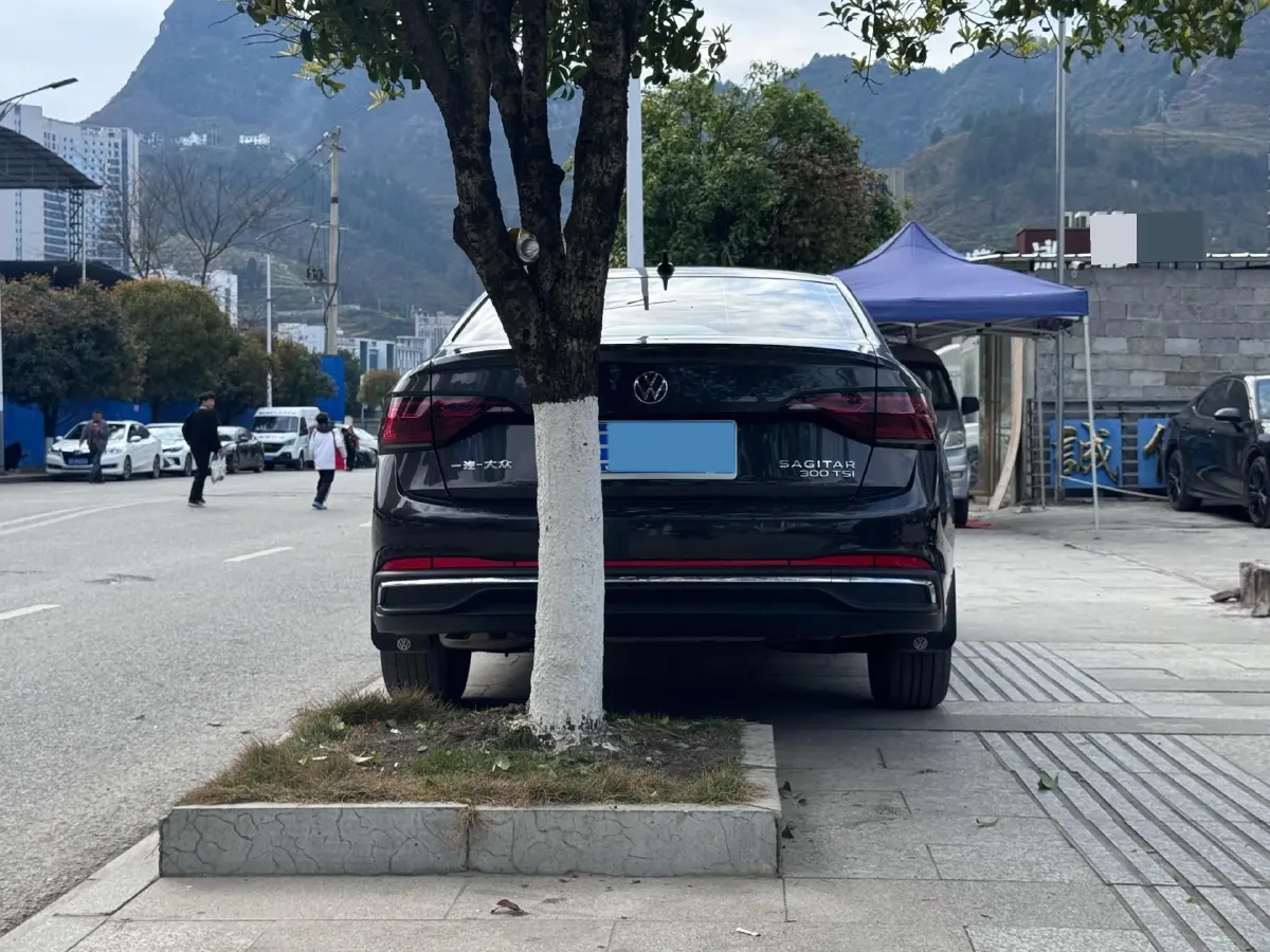 2025 Volkswagen Sagitar 1.5T 160HP L4 7DCT,autocango,china used car exporter,china ev exporter,chinese used car exporter,chinese used ev exporter