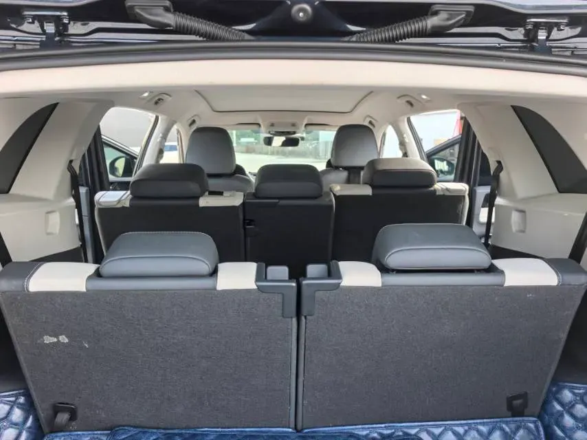 2021 Volkswagen ID.6 Crozz BEV 84.8KWH,autocango,china used car exporter,china ev exporter,chinese used car exporter,chinese used ev exporter