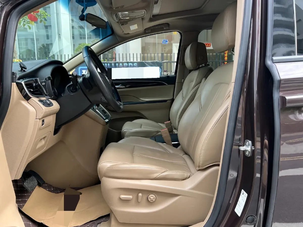 2018 Buick GL8 2.0T 260HP L4 6AT,autocango,china used car exporter,china ev exporter,chinese used car exporter,chinese used ev exporter