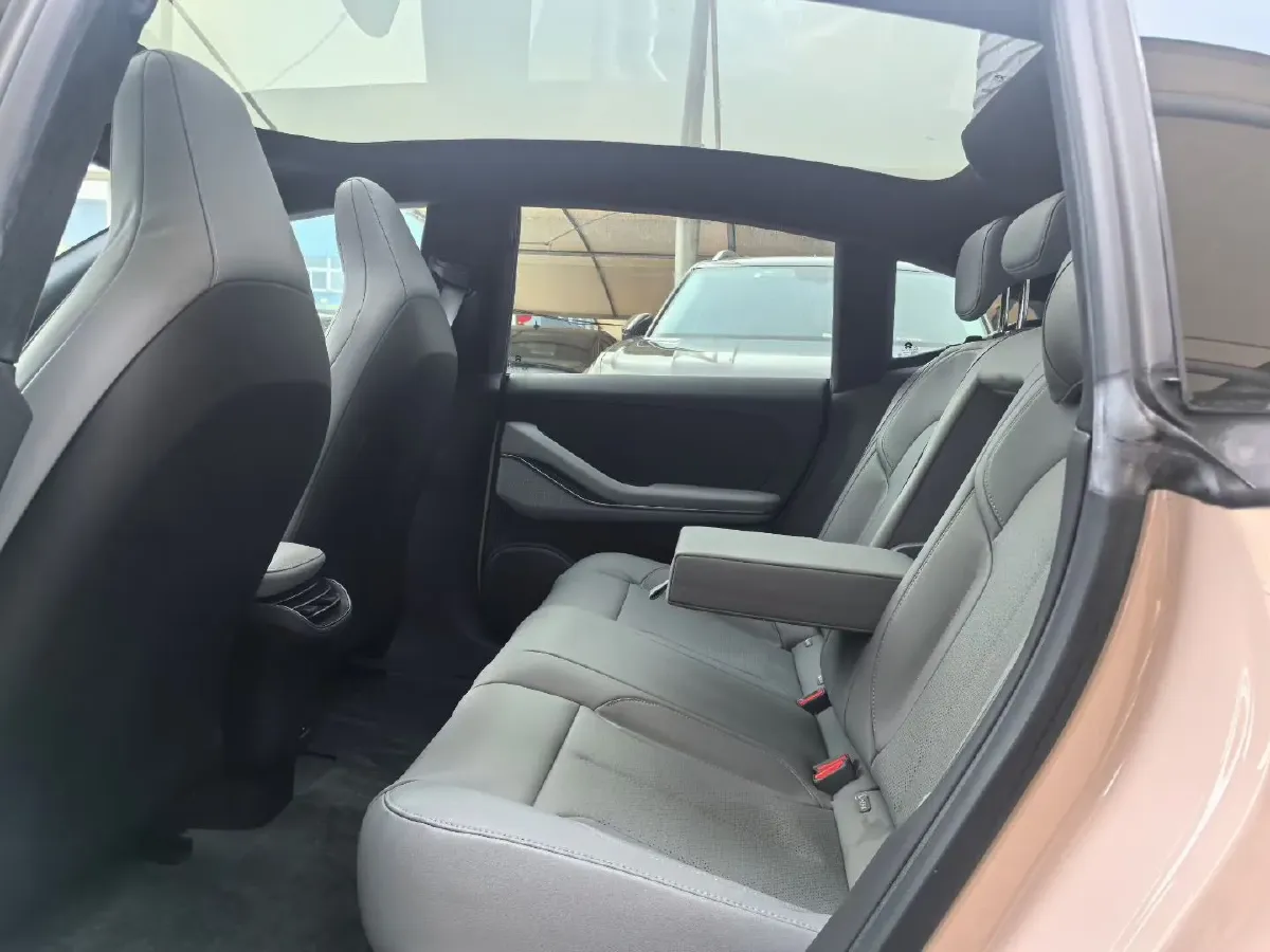 2022 JunTian HeiWuShi Youth 2.0T 203HP L4 6AT,autocango,china used car exporter,china ev exporter,chinese used car exporter,chinese used ev exporter