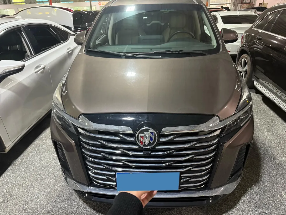 2022 Buick GL8 2.0T 237HP L4 9AT,autocango,china used car exporter,china ev exporter,chinese used car exporter,chinese used ev exporter