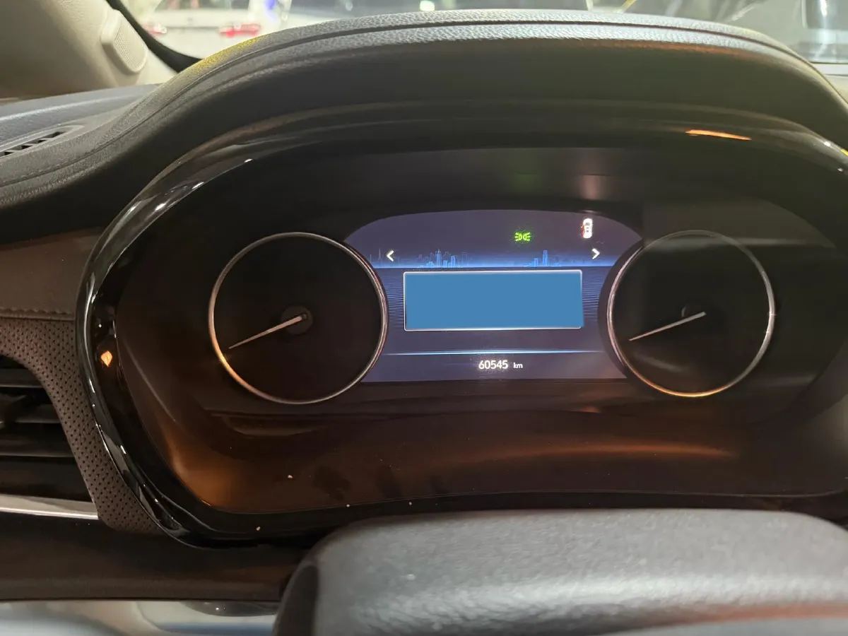 2022 Buick GL8 2.0T 237HP L4 9AT,autocango,china used car exporter,china ev exporter,chinese used car exporter,chinese used ev exporter