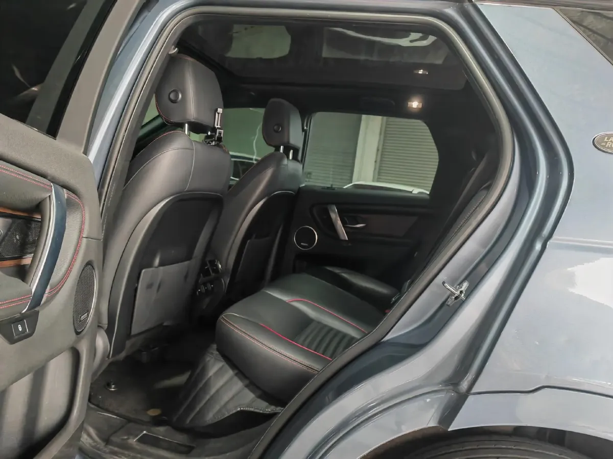 2020 Land Rover Discovery Sport 2.0T 249HP L4 9AT,autocango,china used car exporter,china ev exporter,chinese used car exporter,chinese used ev exporter