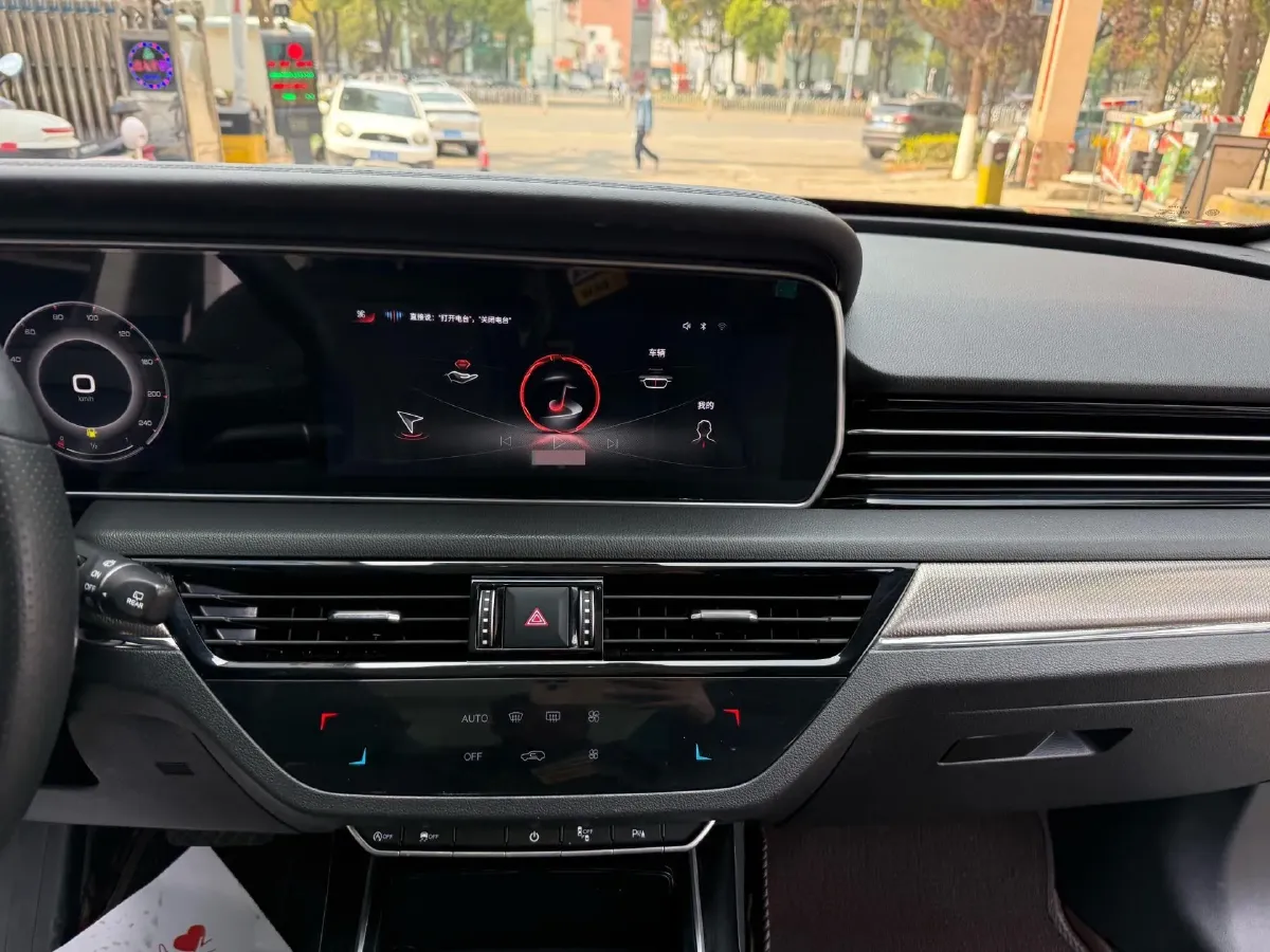 2022 HongQi HS5 2.0T 224HP L4 6AT,autocango,china used car exporter,china ev exporter,chinese used car exporter,chinese used ev exporter