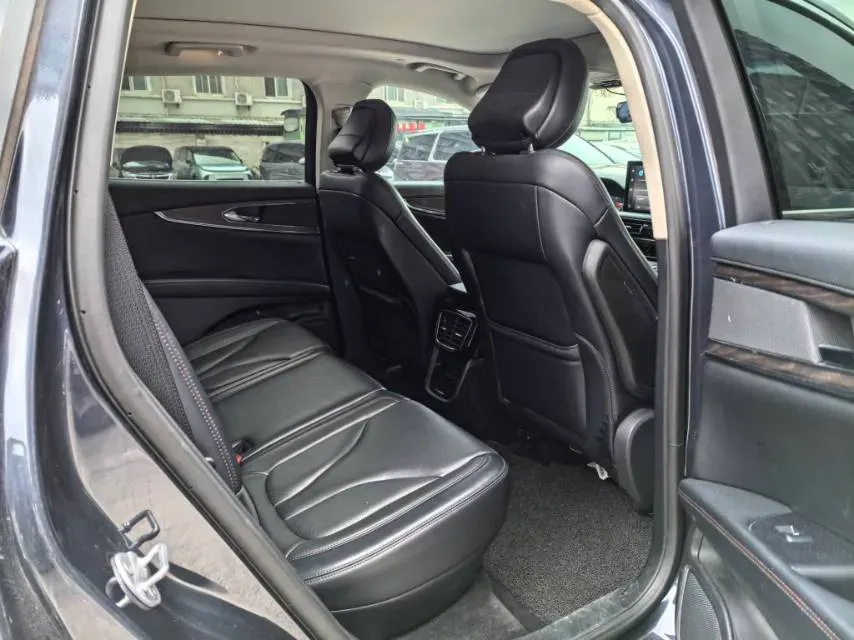 2021 Lincoln Nautilus 2.0T 245HP L4 8AT,autocango,china used car exporter,china ev exporter,chinese used car exporter,chinese used ev exporter