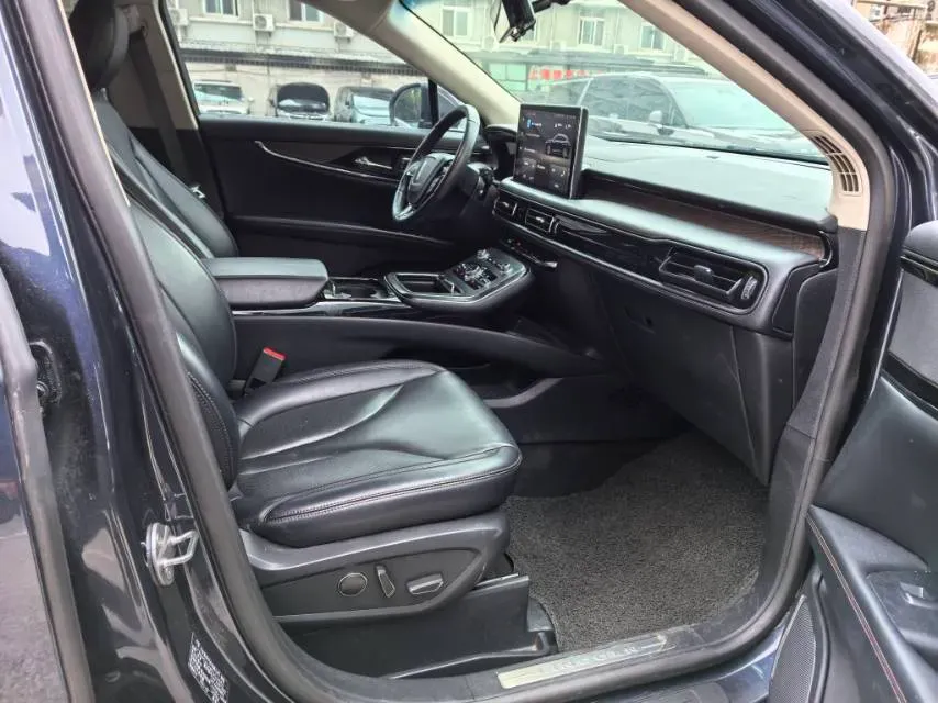 2021 Lincoln Nautilus 2.0T 245HP L4 8AT,autocango,china used car exporter,china ev exporter,chinese used car exporter,chinese used ev exporter