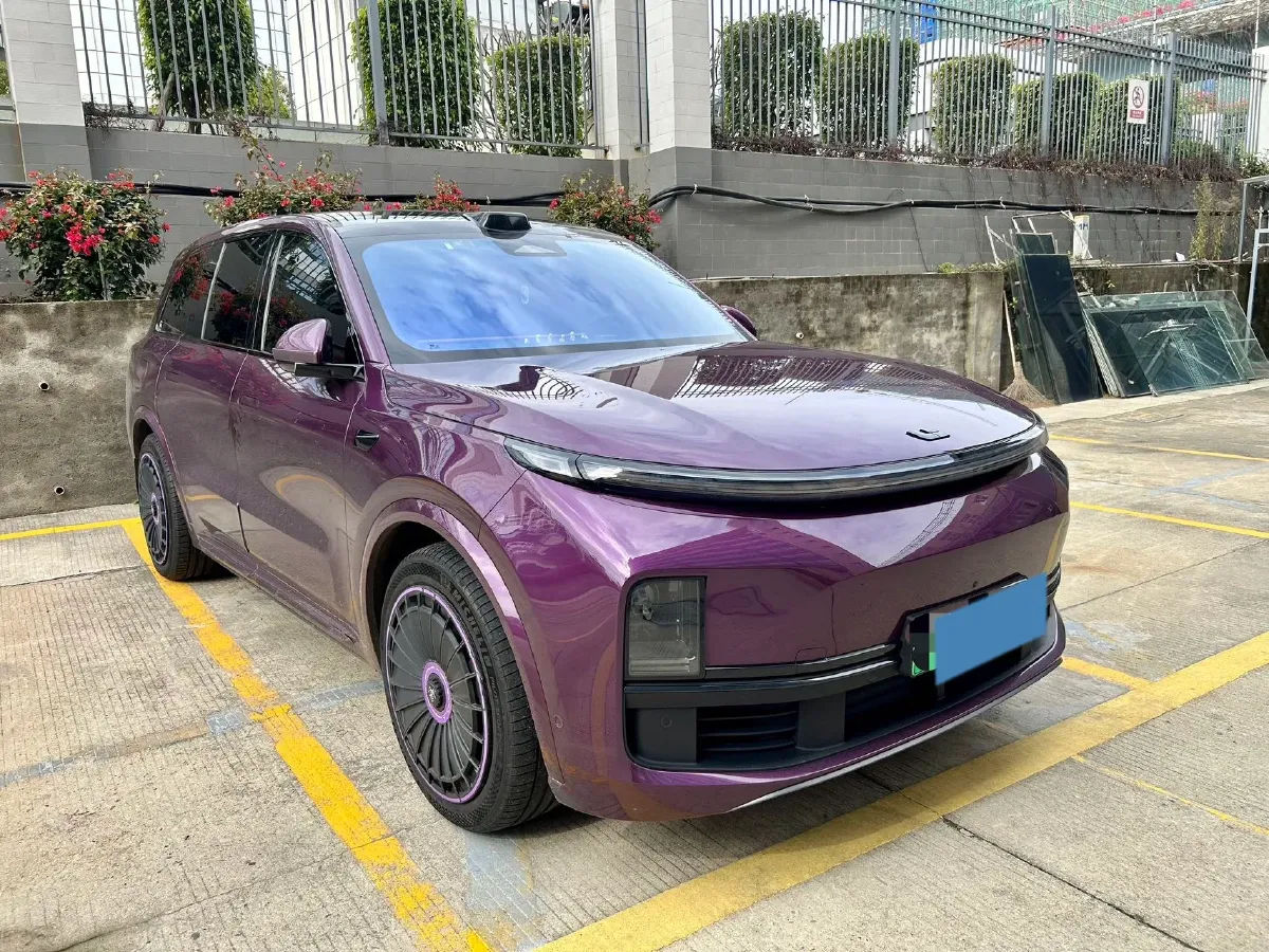 2024 Li L9 Range Extended 154HP REEV 52.3KWH,autocango,china used car exporter,china ev exporter,chinese used car exporter,chinese used ev exporter