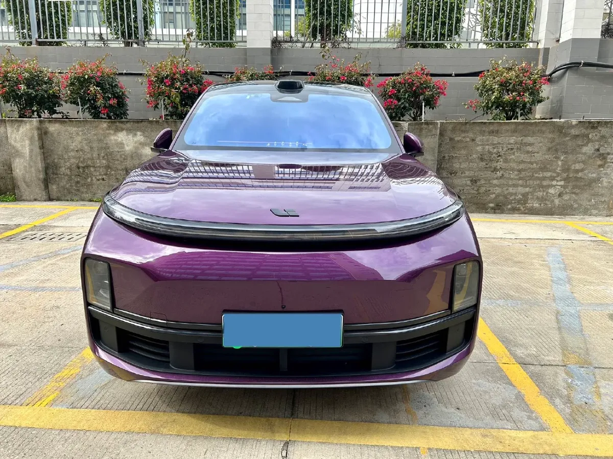 2024 Li L9 Range Extended 154HP REEV 52.3KWH,autocango,china used car exporter,china ev exporter,chinese used car exporter,chinese used ev exporter