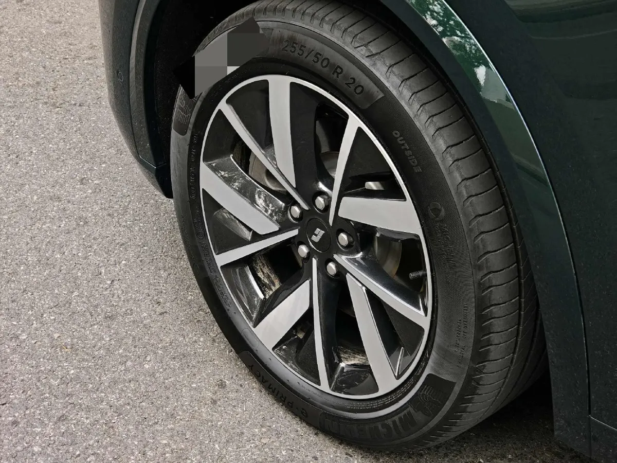 2023 Li L8 Range Extended 154HP REEV 40.9KWH,autocango,china used car exporter,china ev exporter,chinese used car exporter,chinese used ev exporter