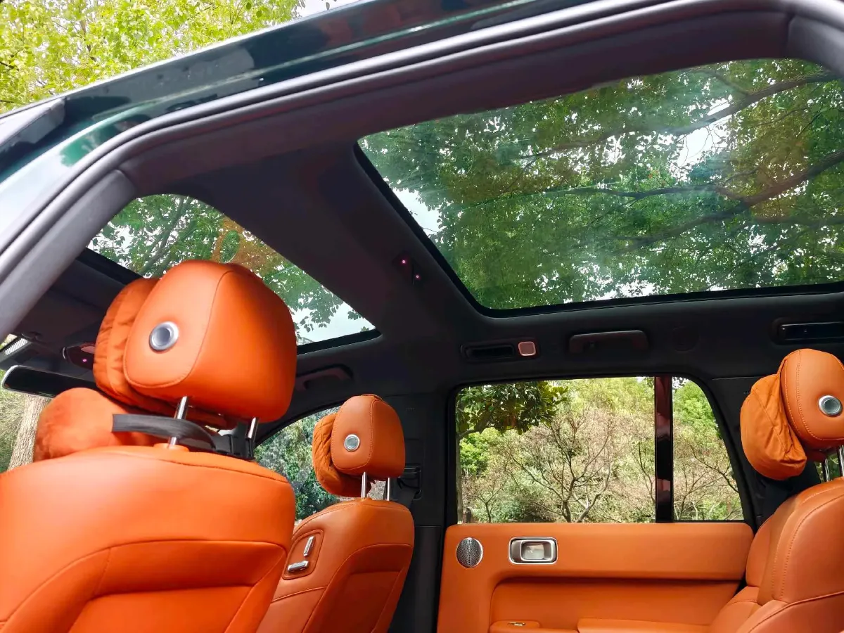 2023 Li L8 Range Extended 154HP REEV 40.9KWH,autocango,china used car exporter,china ev exporter,chinese used car exporter,chinese used ev exporter