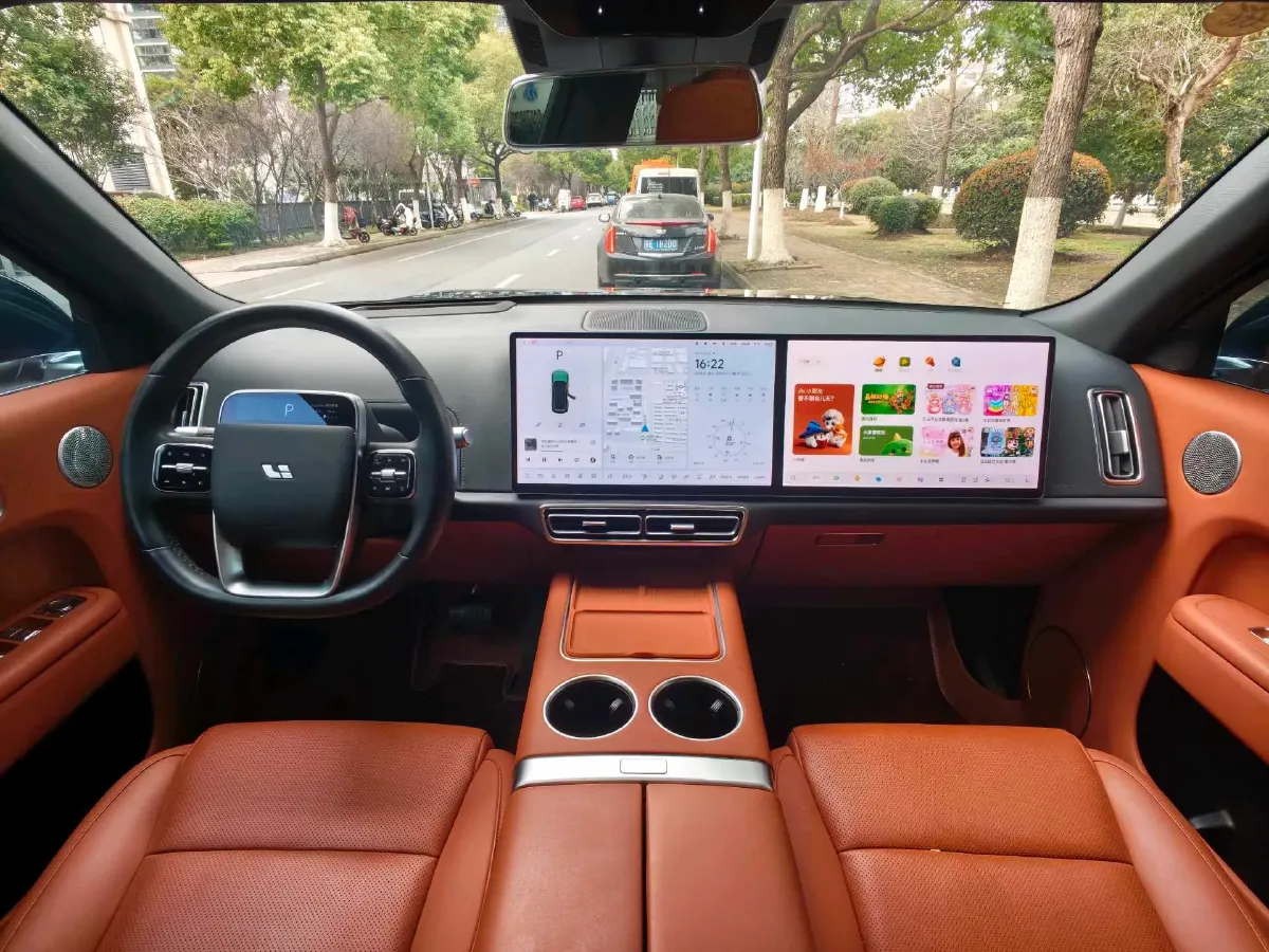 2023 Li L8 Range Extended 154HP REEV 40.9KWH,autocango,china used car exporter,china ev exporter,chinese used car exporter,chinese used ev exporter