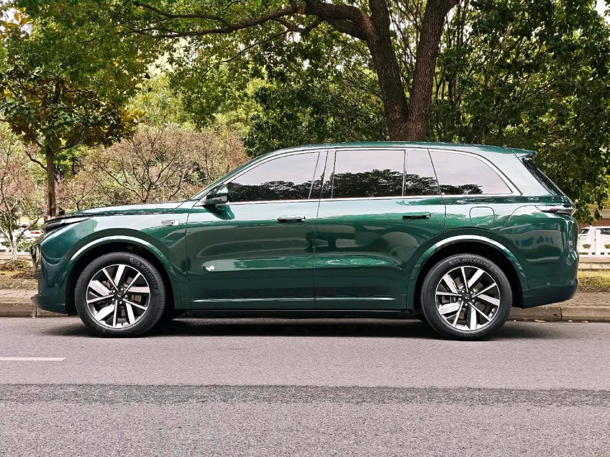 2023 Li L8 Range Extended 154HP REEV 40.9KWH,autocango,china used car exporter,china ev exporter,chinese used car exporter,chinese used ev exporter