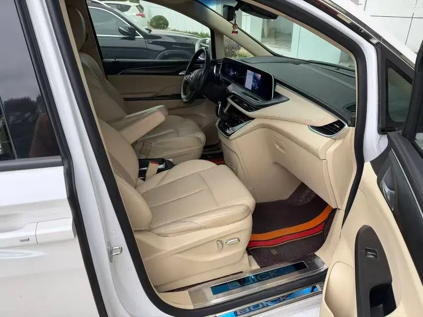 2023 Buick GL8 2.0T 237HP L4 9AT,autocango,china used car exporter,china ev exporter,chinese used car exporter,chinese used ev exporter
