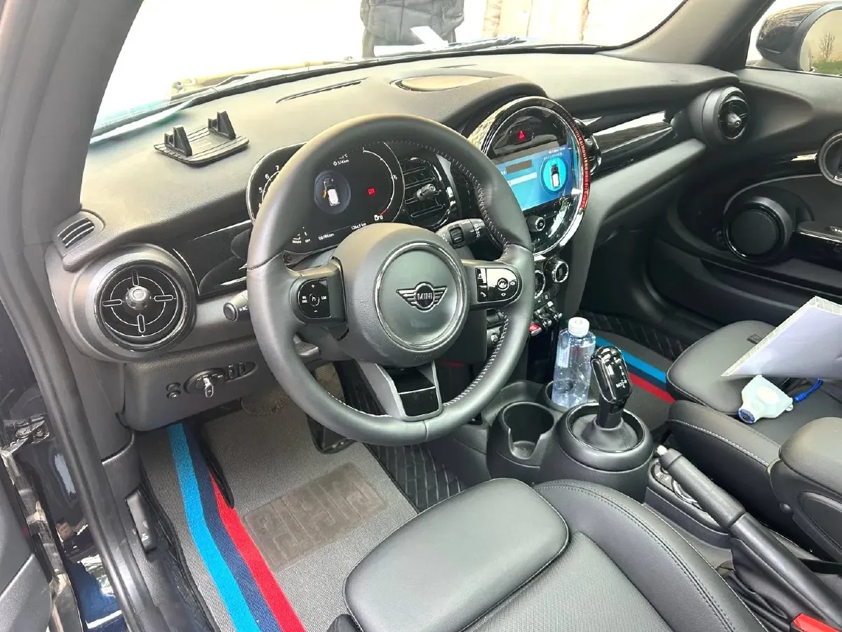 2023 MINI MINI 1.5T 136HP L3 7DCT,autocango,china used car exporter,china ev exporter,chinese used car exporter,chinese used ev exporter