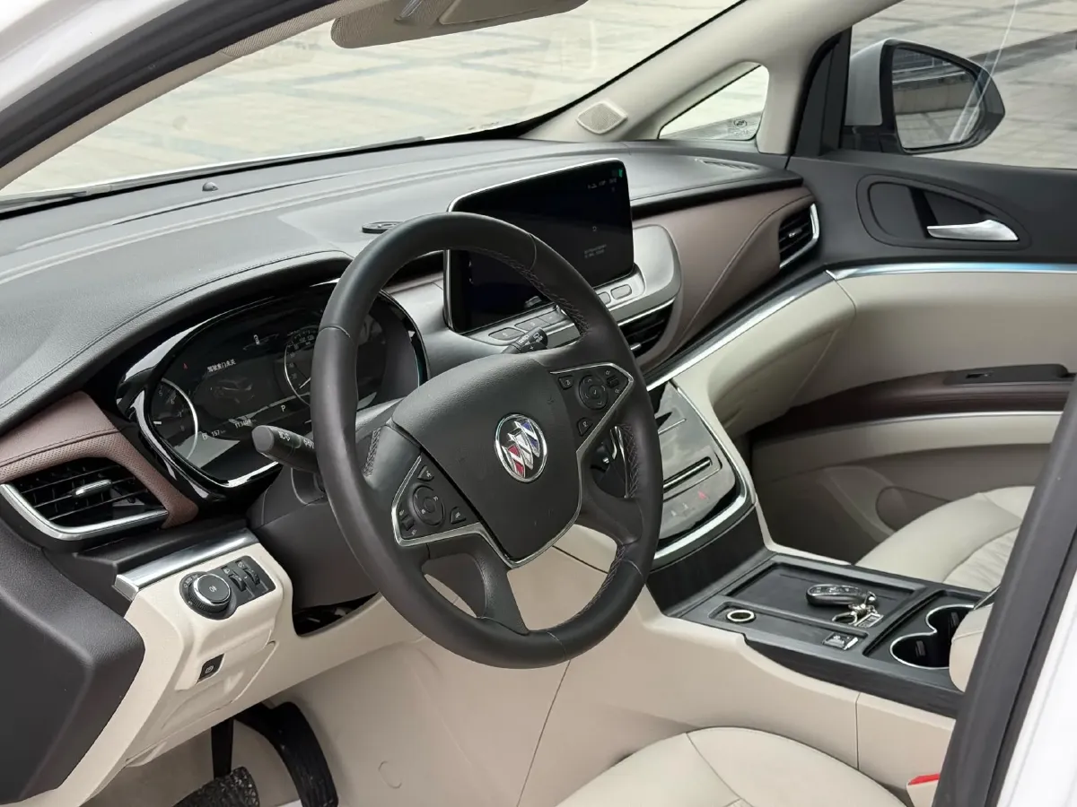 2021 Buick GL8 2.0T 237HP L4 9AT,autocango,china used car exporter,china ev exporter,chinese used car exporter,chinese used ev exporter