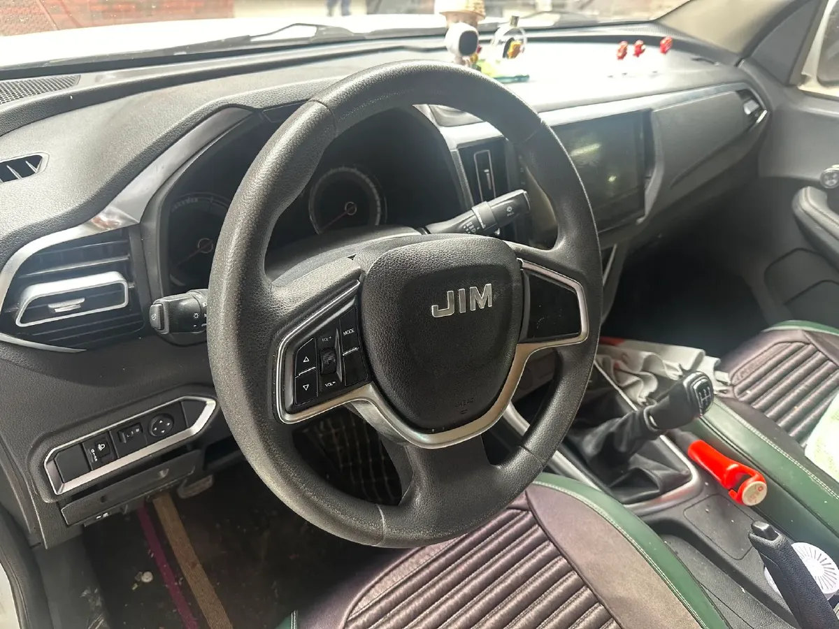 2020 Isuzu Jim 2.8T 120HP L4 5MT,autocango,china used car exporter,china ev exporter,chinese used car exporter,chinese used ev exporter