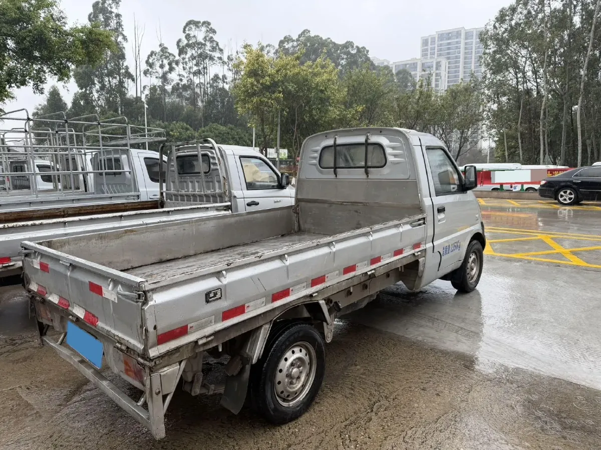 2010 WuLing HongGuang 1.4L 102HP L4 5MT,autocango,china used car exporter,china ev exporter,chinese used car exporter,chinese used ev exporter