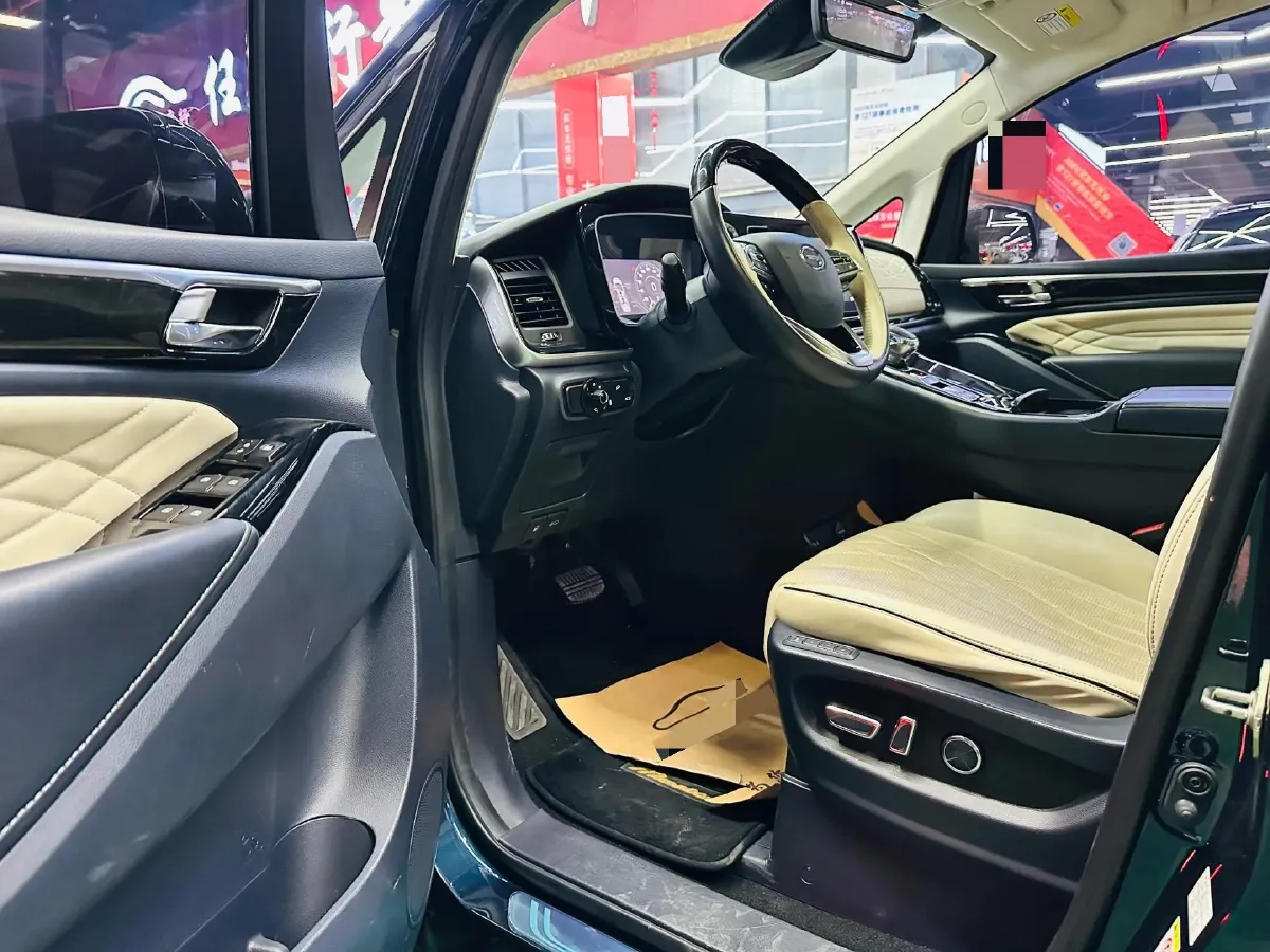 2021 Toyota Highlander 2.0T 220HP L4 6AT,autocango,china used car exporter,china ev exporter,chinese used car exporter,chinese used ev exporter