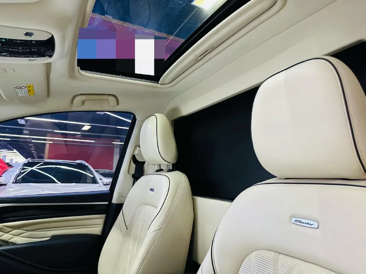 2021 Toyota Highlander 2.0T 220HP L4 6AT,autocango,china used car exporter,china ev exporter,chinese used car exporter,chinese used ev exporter