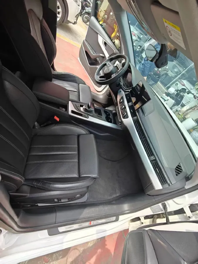 2020 Audi A4L 2.0T 190HP L4 7DCT,autocango,china used car exporter,china ev exporter,chinese used car exporter,chinese used ev exporter