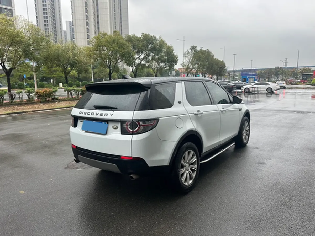2018 Land Rover Discovery Sport 2.0T 241HP L4 9AT,autocango,china used car exporter,china ev exporter,chinese used car exporter,chinese used ev exporter