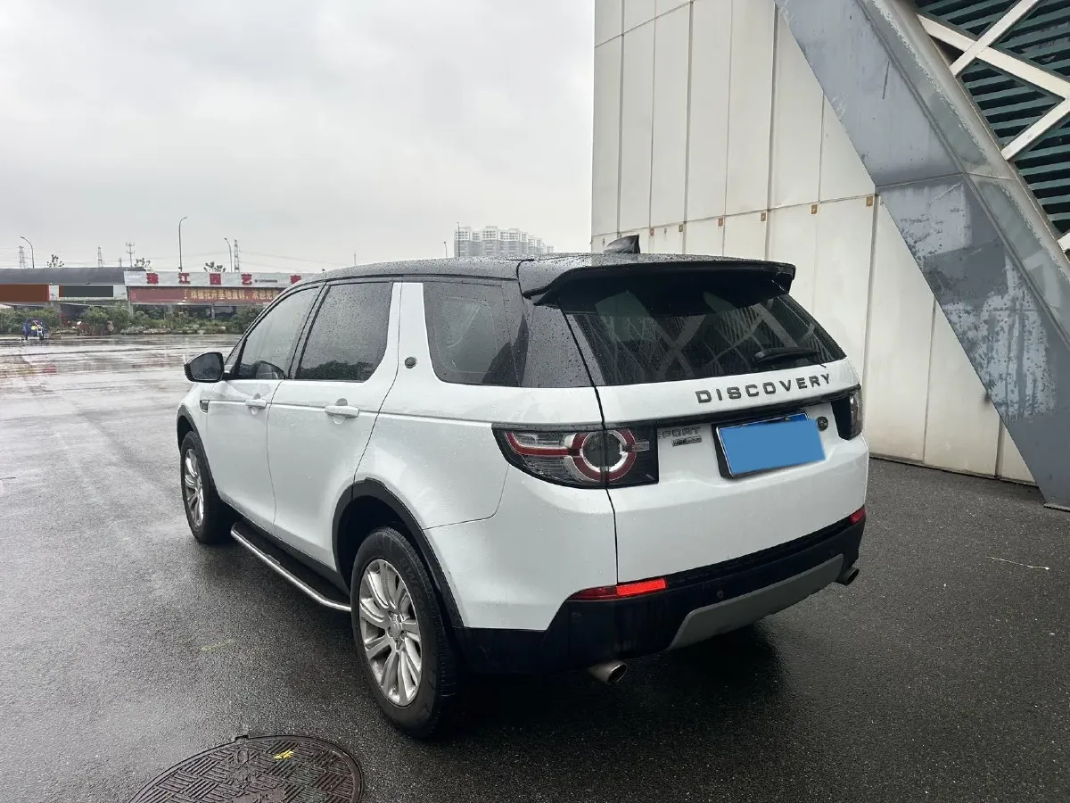 2018 Land Rover Discovery Sport 2.0T 241HP L4 9AT,autocango,china used car exporter,china ev exporter,chinese used car exporter,chinese used ev exporter
