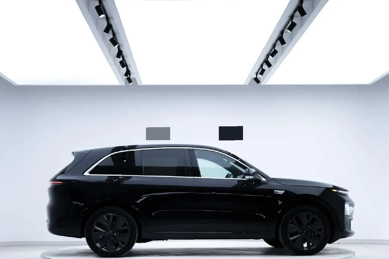 2024 Li L6 Range Extended 154HP L4 REEV 36.8KWH,autocango,china used car exporter,china ev exporter,chinese used car exporter,chinese used ev exporter