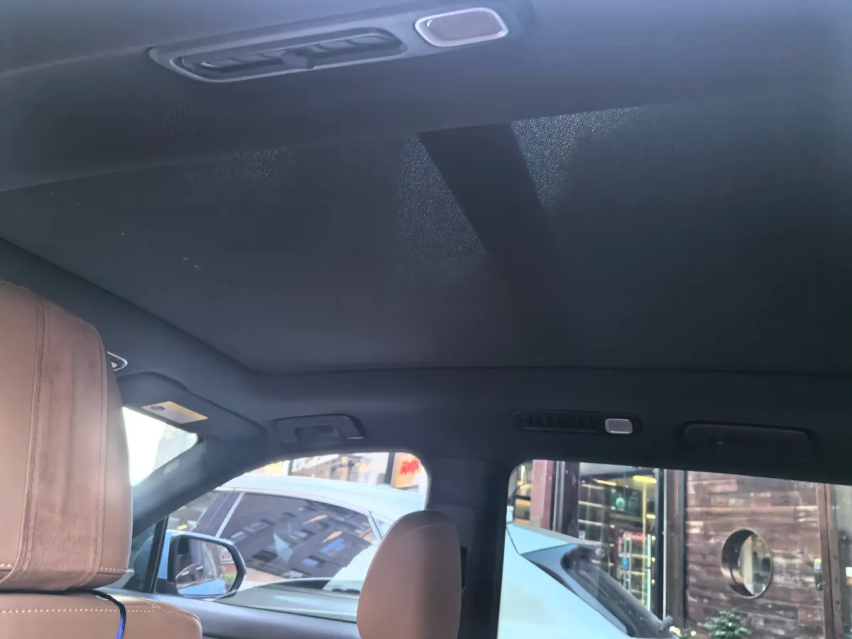 2021 Li ONE Range Extended 131HP REEV 40.5KWH,autocango,china used car exporter,china ev exporter,chinese used car exporter,chinese used ev exporter