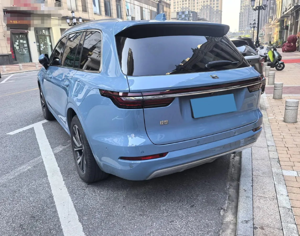 2021 Li ONE Range Extended 131HP REEV 40.5KWH,autocango,china used car exporter,china ev exporter,chinese used car exporter,chinese used ev exporter