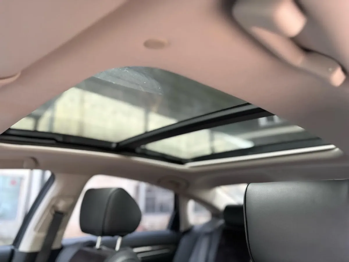 2022 Honda Accord 1.5T 194HP L4 CVT,autocango,china used car exporter,china ev exporter,chinese used car exporter,chinese used ev exporter