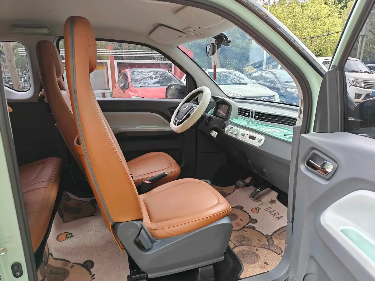 2021 WuLing HongGuang MINI EV BEV 13.8KWH,autocango,china used car exporter,china ev exporter,chinese used car exporter,chinese used ev exporter