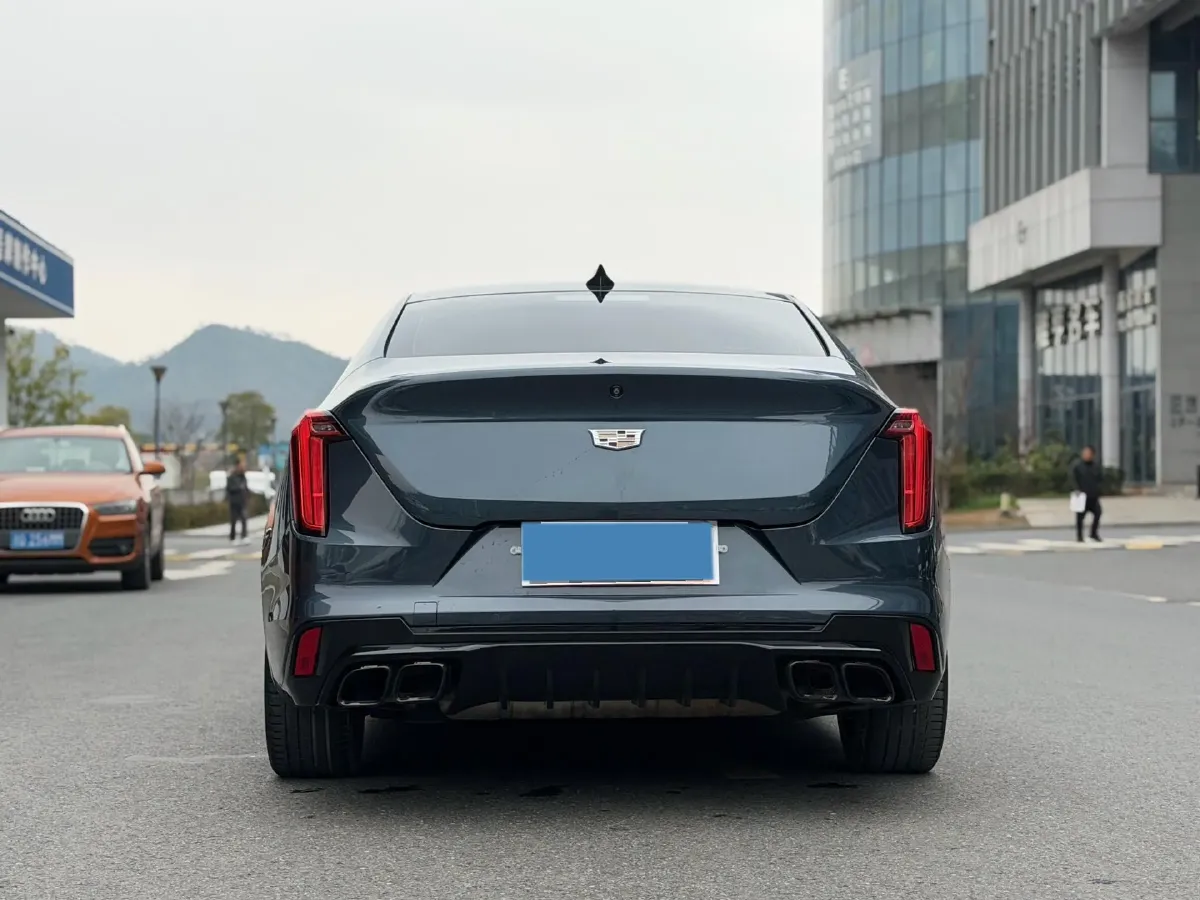 2021 Cadillac CT4 2.0T 237HP L4 8AT,autocango,china used car exporter,china ev exporter,chinese used car exporter,chinese used ev exporter