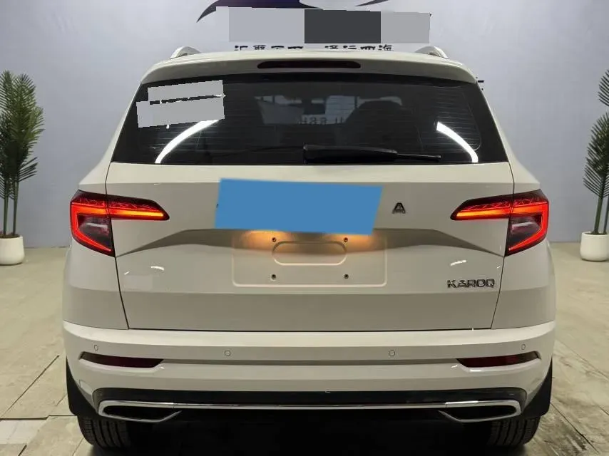 2021 Skoda Karoq 1.4T 150HP L4 7DCT,autocango,china used car exporter,china ev exporter,chinese used car exporter,chinese used ev exporter