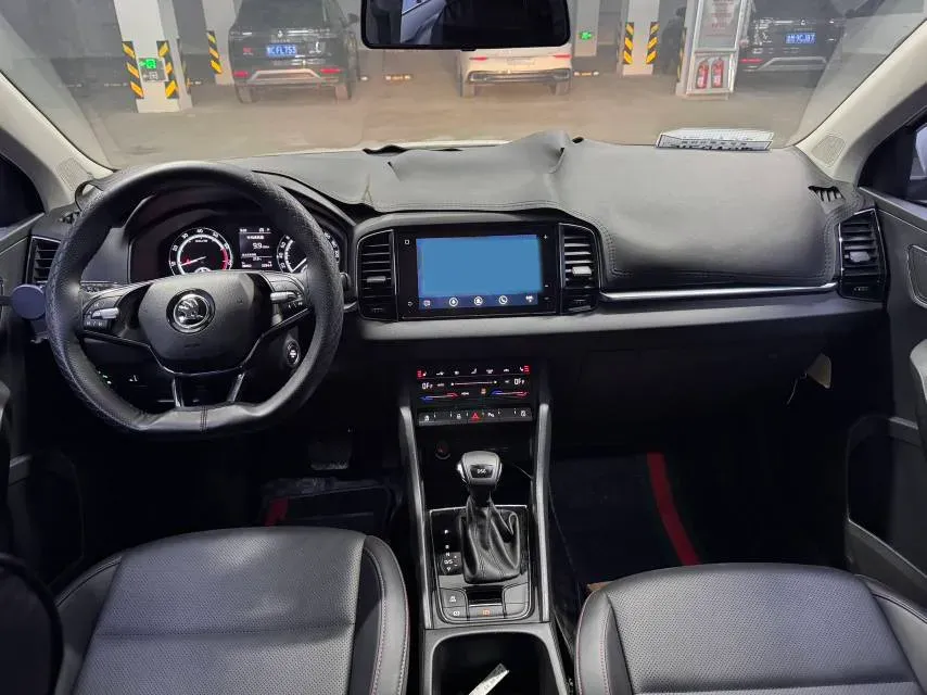 2021 Skoda Karoq 1.4T 150HP L4 7DCT,autocango,china used car exporter,china ev exporter,chinese used car exporter,chinese used ev exporter