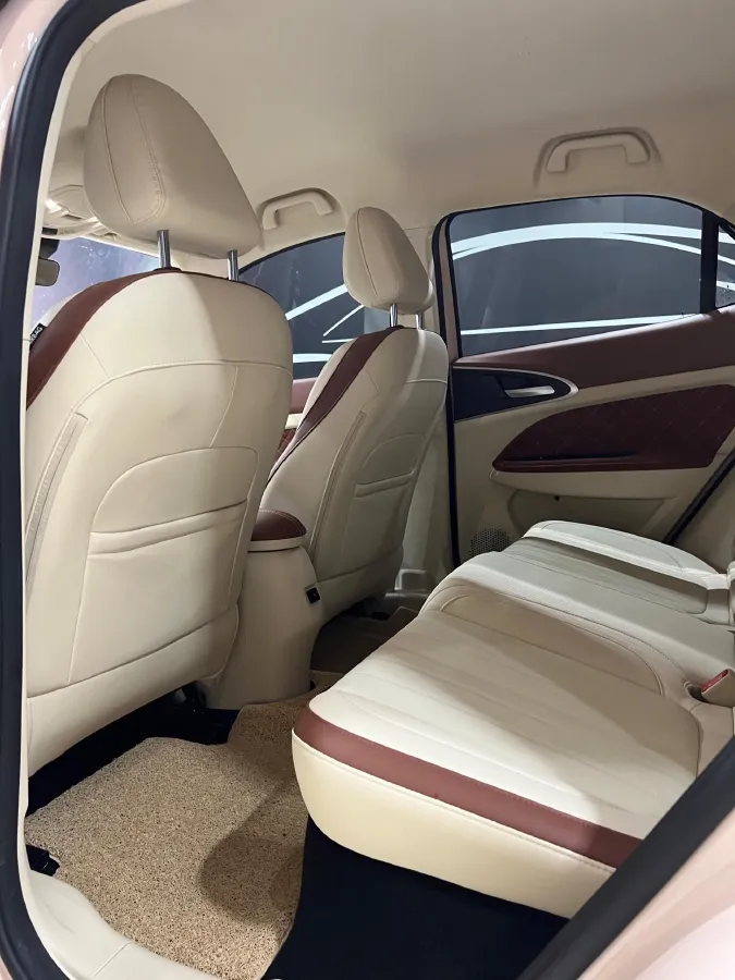 2022 DongFeng Forthing Yacht 1.5T 197HP L4 7DCT,autocango,china used car exporter,china ev exporter,chinese used car exporter,chinese used ev exporter