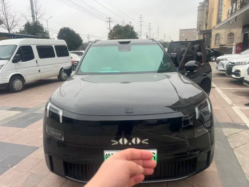 2025 LYNK&CO 900 1.5T 190HP L4 3DHT PHEV,autocango,china used car exporter,china ev exporter,chinese used car exporter,chinese used ev exporter