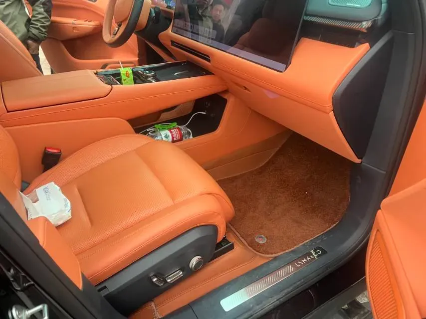 2025 LYNK&CO 900 1.5T 190HP L4 3DHT PHEV,autocango,china used car exporter,china ev exporter,chinese used car exporter,chinese used ev exporter