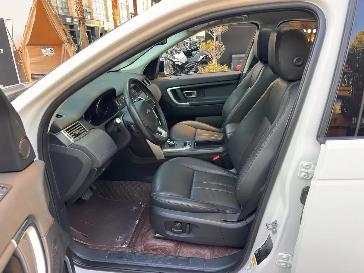 2018 Land Rover Discovery Sport 2.0T 241HP L4 9AT,autocango,china used car exporter,china ev exporter,chinese used car exporter,chinese used ev exporter