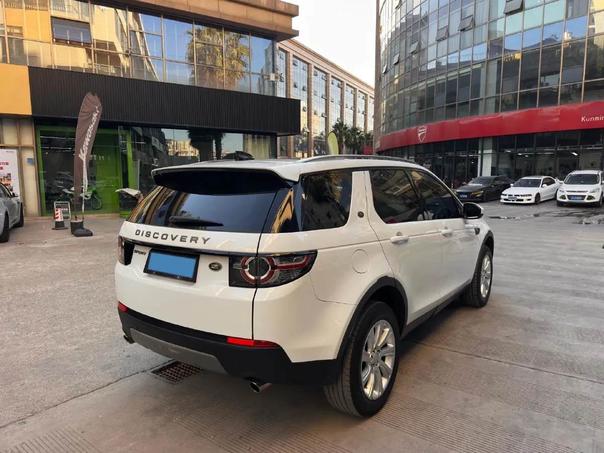 2018 Land Rover Discovery Sport 2.0T 241HP L4 9AT,autocango,china used car exporter,china ev exporter,chinese used car exporter,chinese used ev exporter