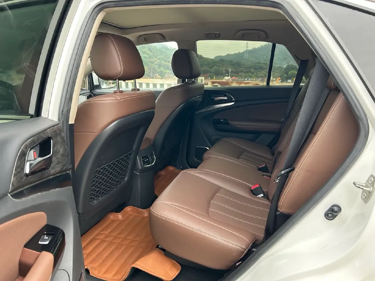 2017 BYD Tang 2.0T 205HP L4 6DCT PHEV,autocango,china used car exporter,china ev exporter,chinese used car exporter,chinese used ev exporter