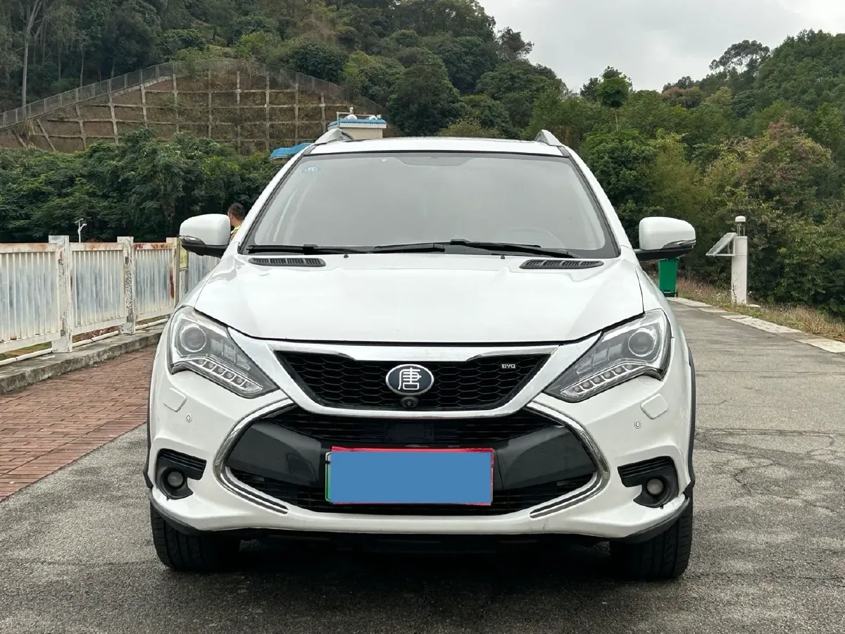 2017 BYD Tang 2.0T 205HP L4 6DCT PHEV,autocango,china used car exporter,china ev exporter,chinese used car exporter,chinese used ev exporter