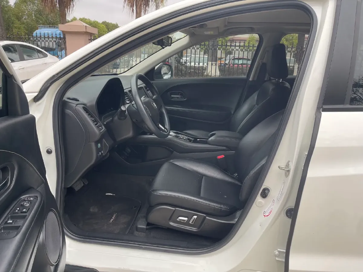 2020 Honda Vezel 1.5L 131HP L4 CVT,autocango,china used car exporter,china ev exporter,chinese used car exporter,chinese used ev exporter