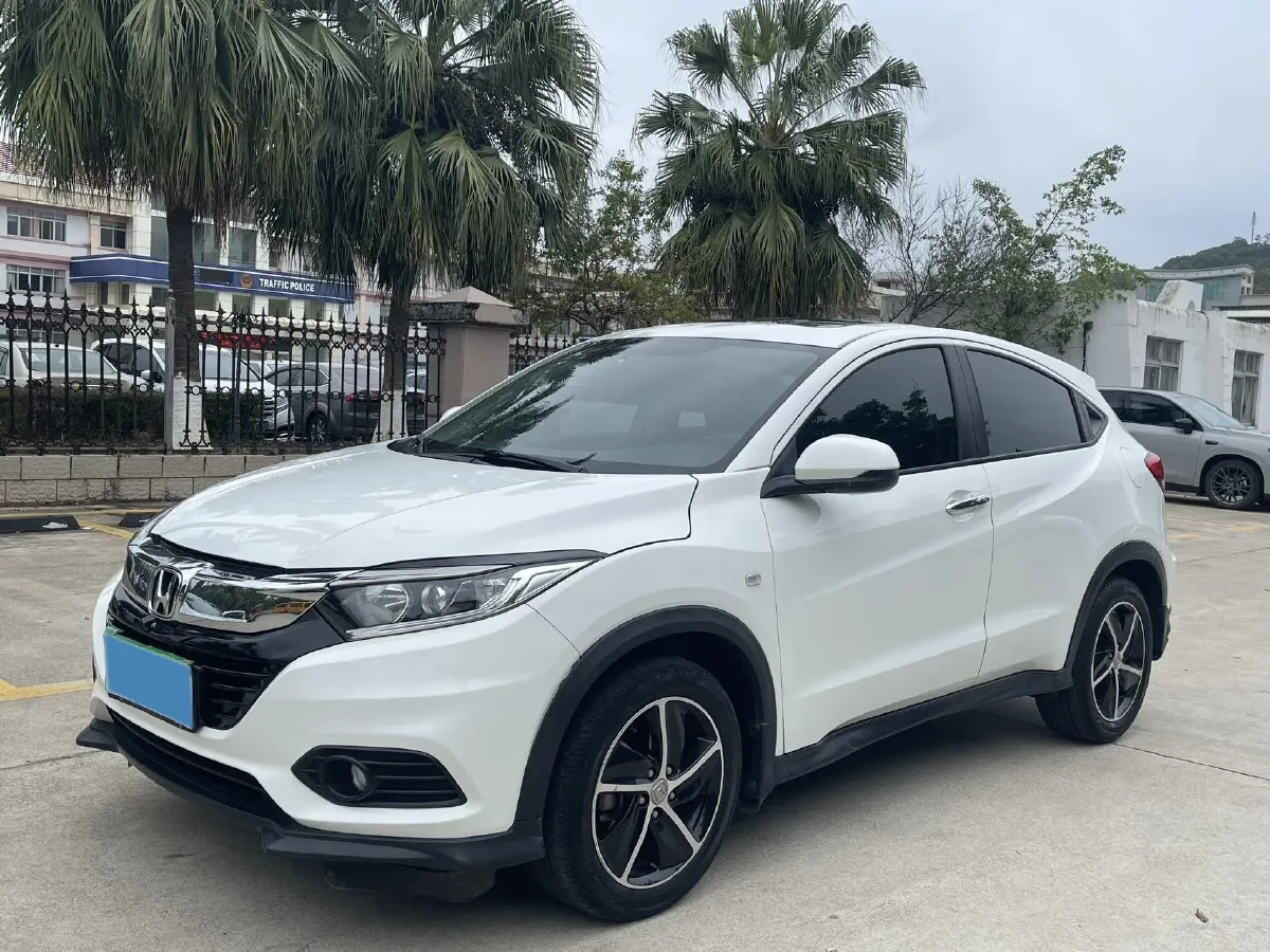 2020 Honda Vezel 1.5L 131HP L4 CVT,autocango,china used car exporter,china ev exporter,chinese used car exporter,chinese used ev exporter