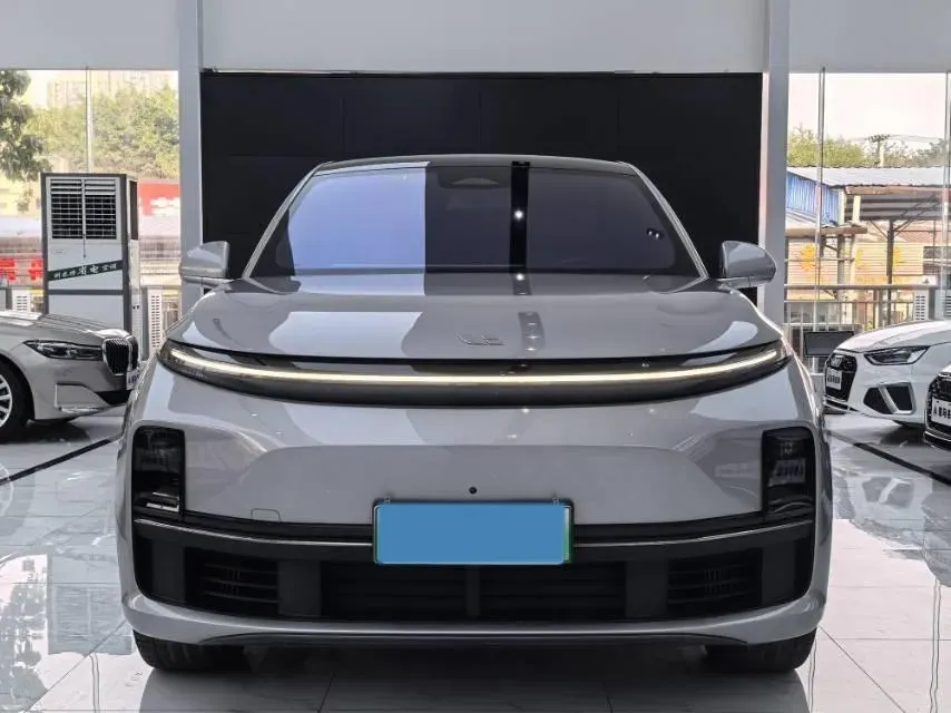 2023 Li L7 Range Extended 154HP REEV 40.9KWH,autocango,china used car exporter,china ev exporter,chinese used car exporter,chinese used ev exporter
