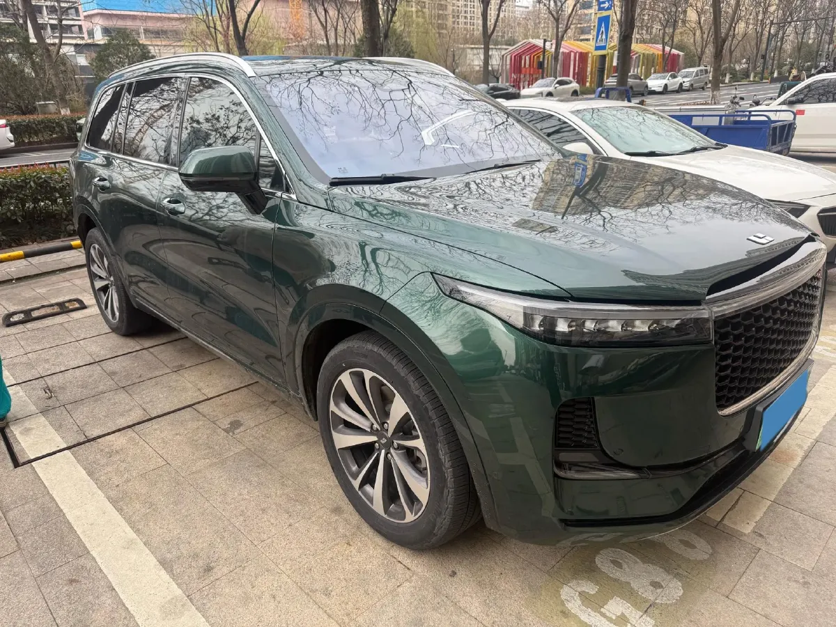 2021 Li ONE Range Extended 131HP REEV 40.5KWH,autocango,china used car exporter,china ev exporter,chinese used car exporter,chinese used ev exporter