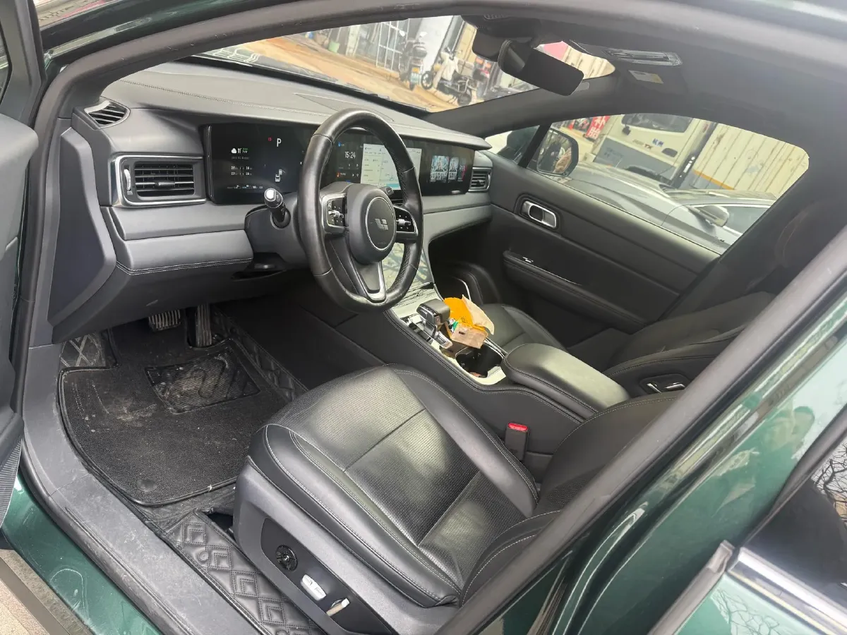 2021 Li ONE Range Extended 131HP REEV 40.5KWH,autocango,china used car exporter,china ev exporter,chinese used car exporter,chinese used ev exporter