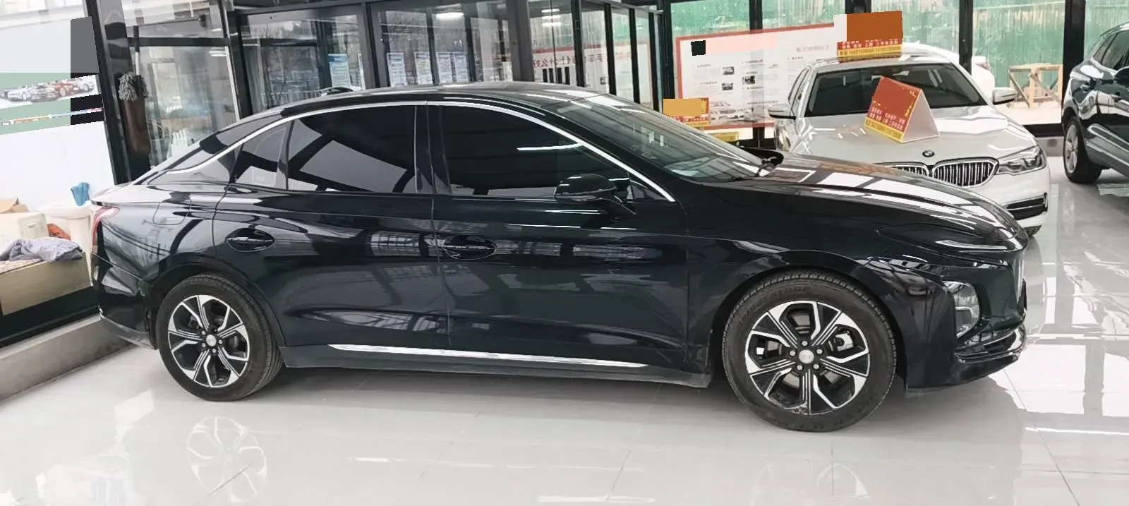 2021 HongQi E-QM5 BEV 54KWH,autocango,china used car exporter,china ev exporter,chinese used car exporter,chinese used ev exporter