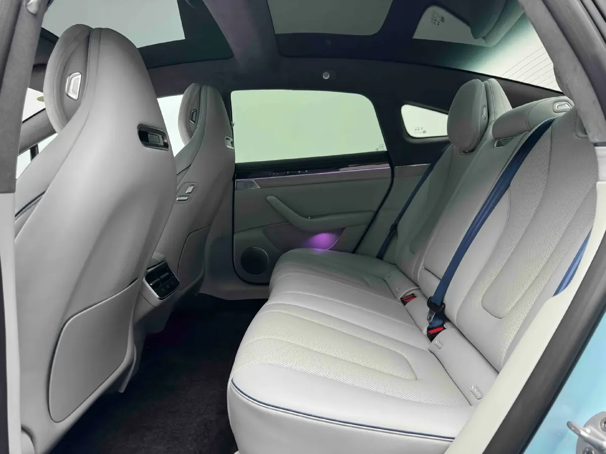 2024 Luxeed S7 BEV 82KWH,autocango,china used car exporter,china ev exporter,chinese used car exporter,chinese used ev exporter